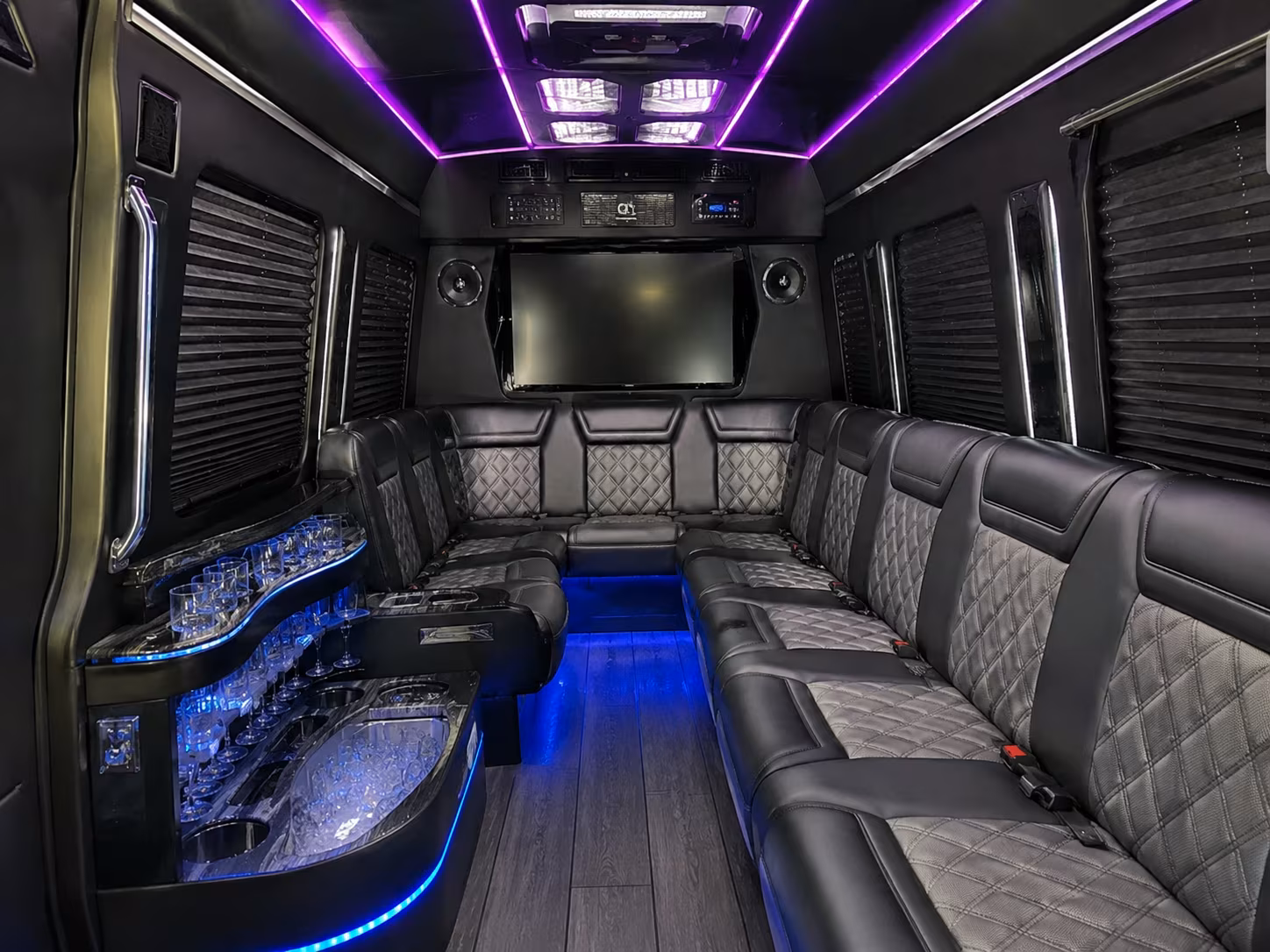 choose a bus to mia portmiami or fll for your group