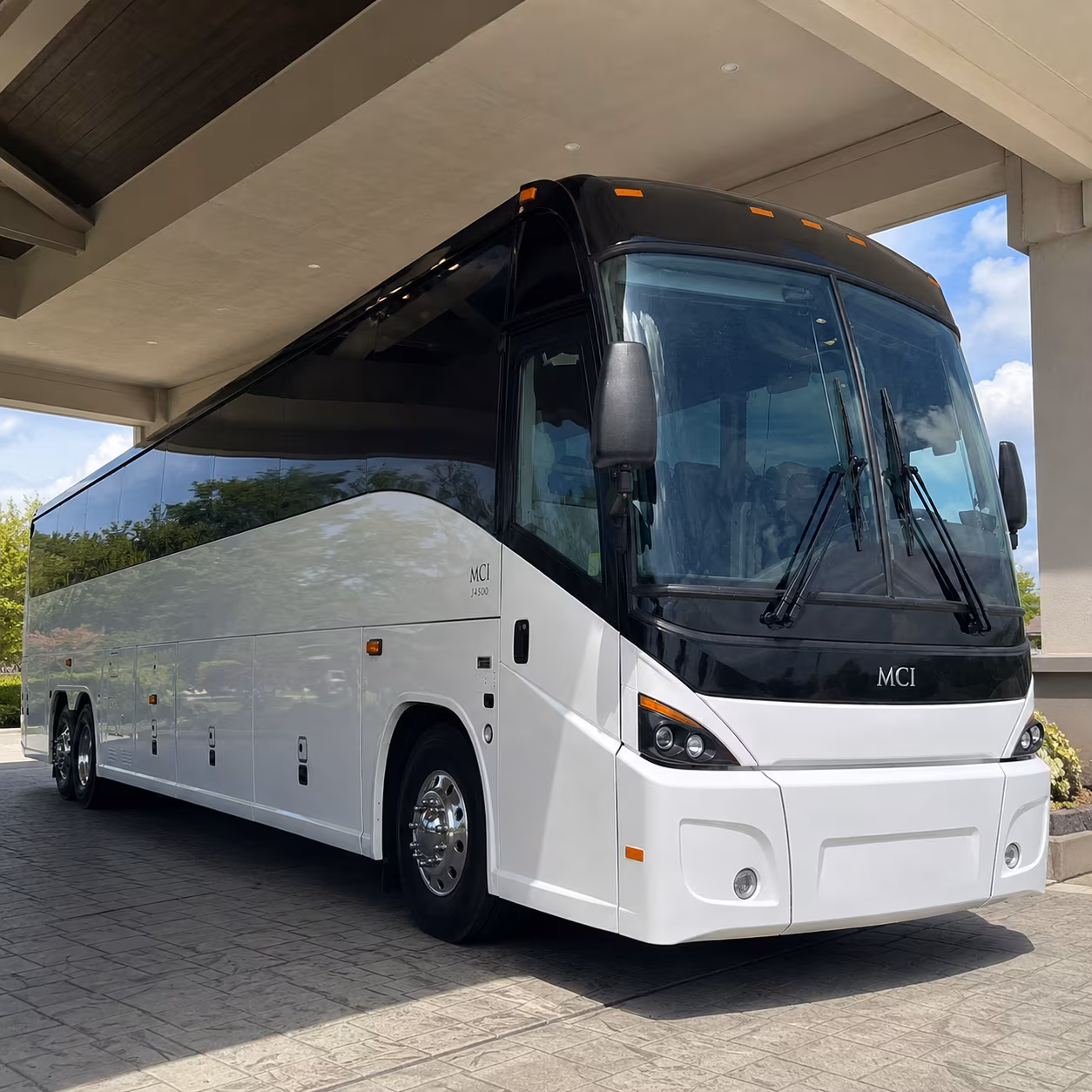 flexible shuttle options for doral s logistics and distribution workforce